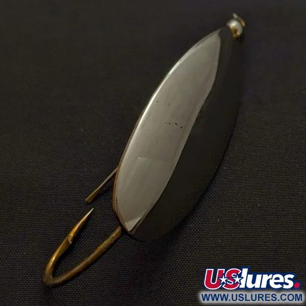 Vintage   Johnson Silver Minnow Weedless, 2/5oz silver/brass fishing spoon #24219