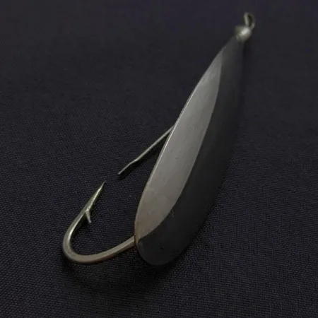 Vintage Johnson Silver Minnow Weedless, 2/5oz nickel fishing spoon #24285