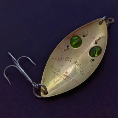 Vintage Hofschneider Red Eye Wiggler, 1oz gold/green fishing spoon #24288