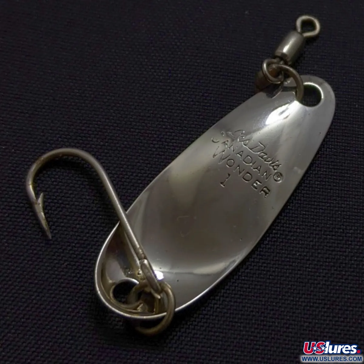 canadian wonder fishing lure Vintage Les Davis Canadian Wonder 1, 3/32oz nickel/gold fishing spoon #24314