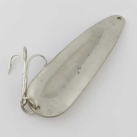 Vintage Worth Chippewa, 3/4oz Nickel fishing spoon #24315