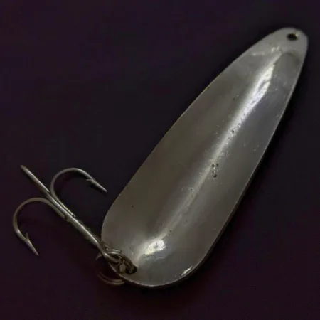 Vintage Worth Chippewa, 3/4oz Nickel fishing spoon #24315