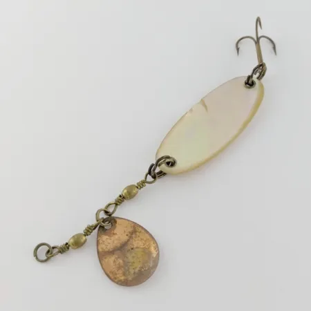 Vintage Pflueger Pearl Spoon, 1/4oz pearl fishing spoon #24320