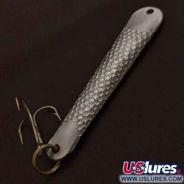 Vintage   Herter's Cape Hatteras Japan S22, 1 1/2oz nickel fishing spoon #24356