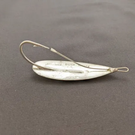 Vintage Johnson Silver Minnow Weedless, 3/4oz silver fishing spoon #24375