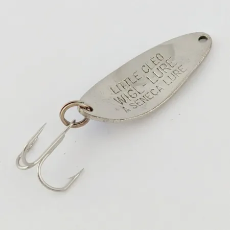 Vintage Seneca Little Cleo, 1/4oz nickel/blue fishing spoon #24402
