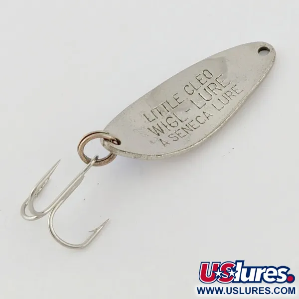 Vintage Seneca Little Cleo, 1/4oz nickel/blue fishing spoon #24402