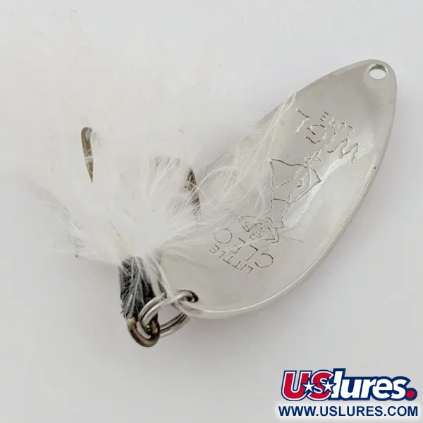 Vintage Seneca Little Cleo (Hula Girl), 1/2oz nickelred fishing spoon #24403