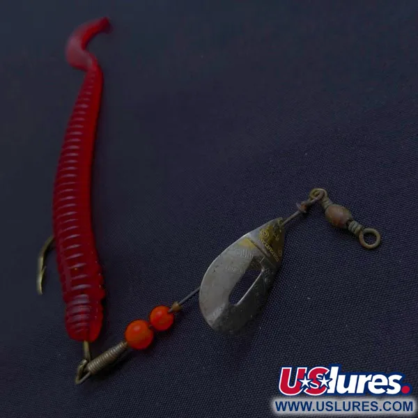 Pflueger June Bug №4 Spinner, Red/Nickel, 3/16 oz (6 g), Offset Arm, #24501