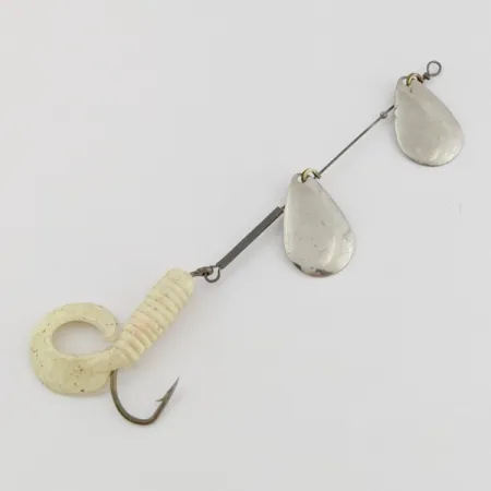 Worth Double Blade Spinner, Nickel, 3/16 oz (5 g), Grub Tail, #24502