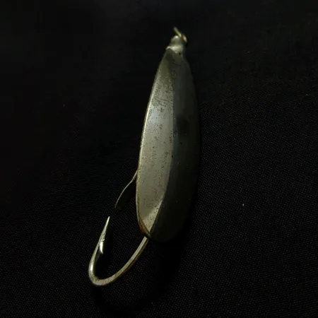 USA Johnson Silver Minnow, Silver, 1/3 oz (9 g), Weedless, #25192