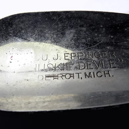 Vintage Eppinger Dardevle Huskie Devle, 3 1/4oz Red / White fishing spoon #0245