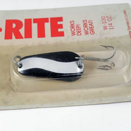 Seneca Wob-L-Rite, 1/4oz Black / White fishing spoon #0832