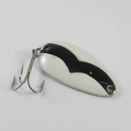 Vintage Balo 3, 1/2oz Black / White / Brass fishing spoon #1771