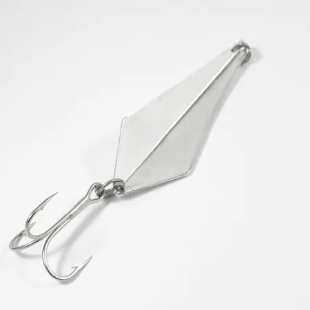 Vintage Rebel ArrowHead, 3/5oz Silver (Silver Plated) fishing spoon #2208