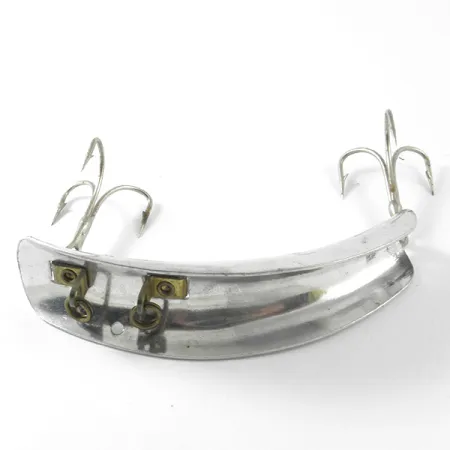 Vintage Russelure 3, 1/3oz Silver fishing lure #3330