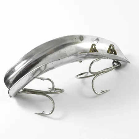 Vintage Russelure 3, 1/3oz Silver fishing lure #3330