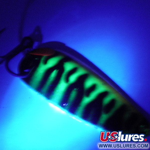 Vintage  Boss Lures Boss Spoon UV, 2/3oz Fire Tiger UV Glow in UV light, Fluorescent fishing spoon #4071