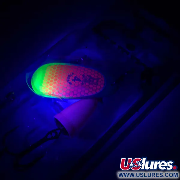 Blue Fox Super Vibrax 4 UV, 1/3oz UV Glow in UV light, Fluorescent spinning lure #4324