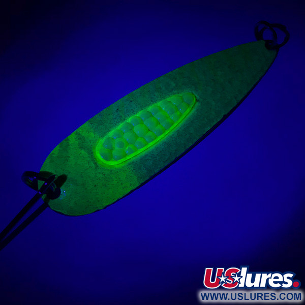 Vintage  Blue Fox Bue Fox Trixee UV Glow, 2/5oz Fluorescent UV, Glow in Dark fishing spoon #4477