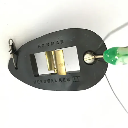 Vintage Weedless Norman Weedwalker, 1/2oz Black / Green fishing spoon #5274