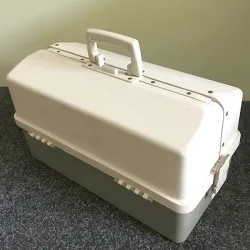 Vintage Fishing Box Plano 8600