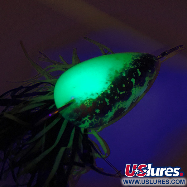 Vintage  Swamp Fox Weedless Original Moss Boss UV, 1/2oz Green UV Glow in UV light, Fluorescent fishing lure #7525