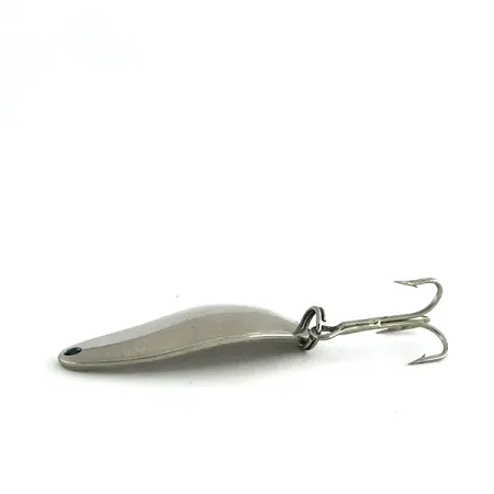Vintage Seneca Little Cleo, 1/4oz Nickel / Silver fishing spoon #8302